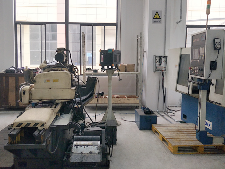 生產(chǎn)設(shè)備